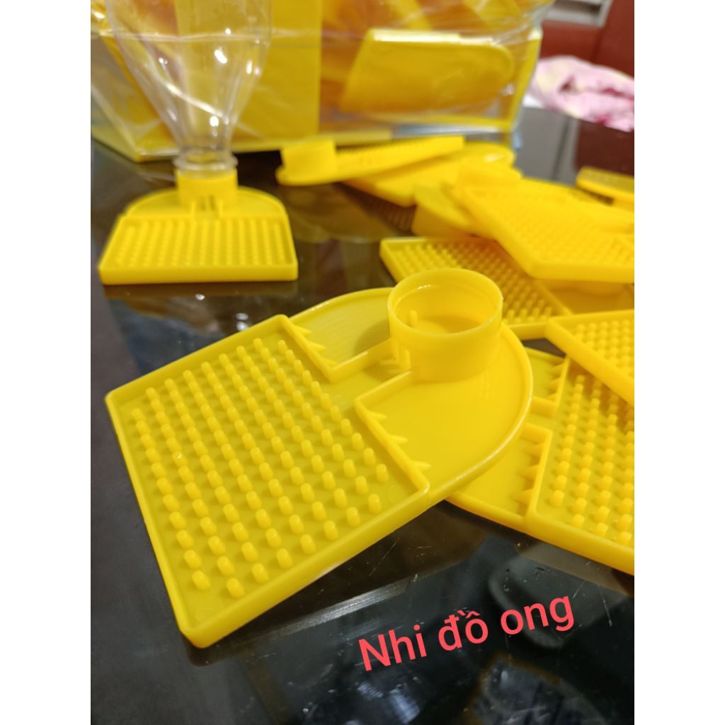Combo 10 Máng cho ong uống nước rất tiện lợi (loại cải tiến) - Ảnh 6