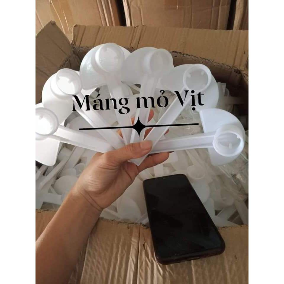 Máng mỏ vịt chăn ong mật , máng cho ong mật ăn bằng chai Combo 5C
